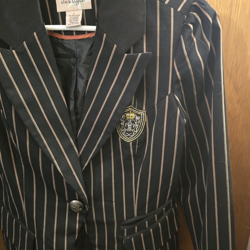 Sara Michelle Black, Tan And Coral Pinstriped Blazer with Embroidered Crest - Picture 2 of 8